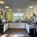 Businesshotel Lux
