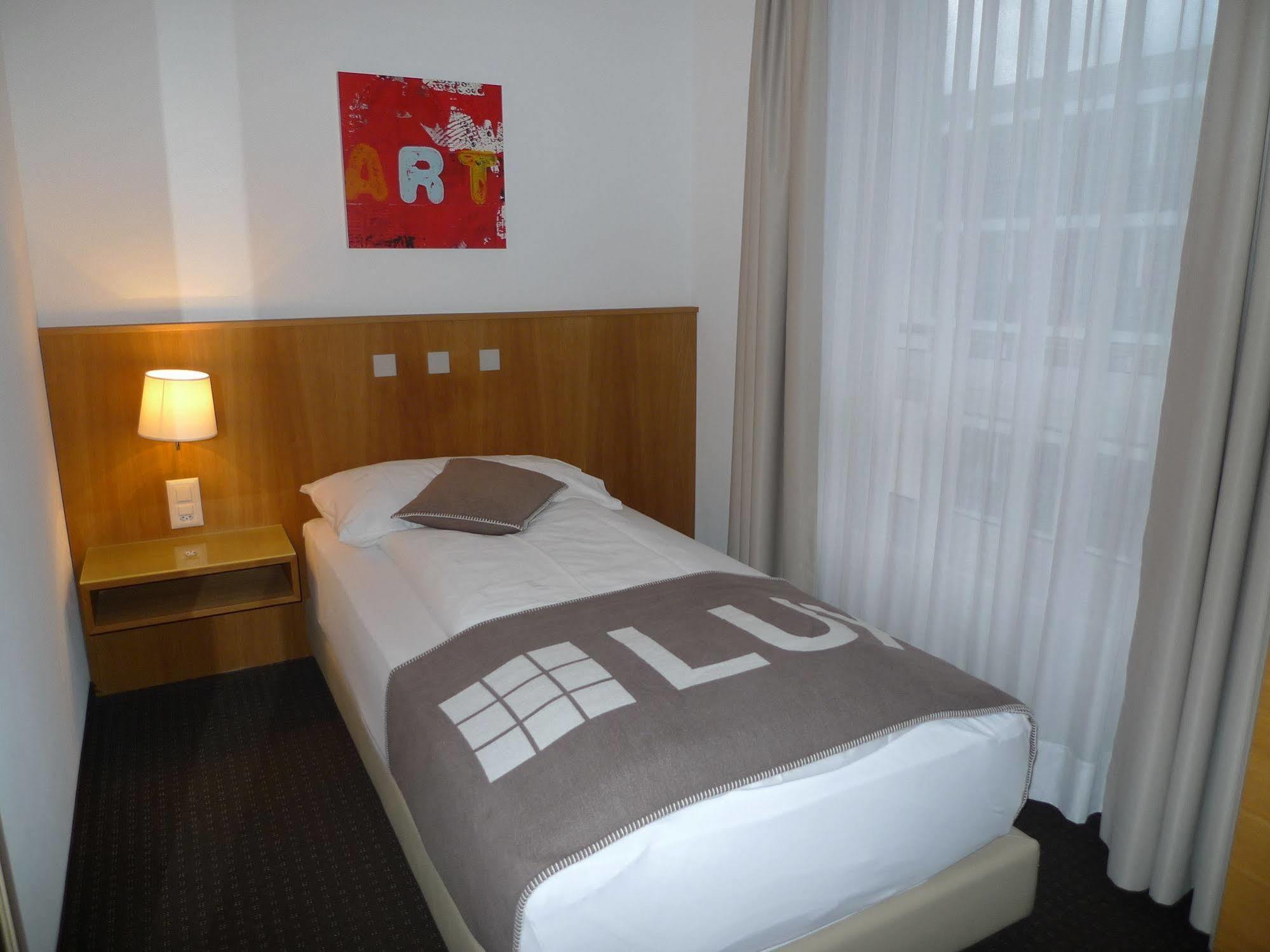 Hotel Businesshotel Lux 3*